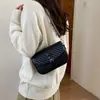 Bolso de alta gama para mujer 2026 nuevo, color liso, color blocking de moda, bolso tipo baguette para debajo del brazo, versátil para ir al trabajo, bolso de hombro y cruzado
