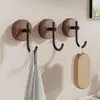 ¡Guau, gancho de aleación de aluminio y madera de nogal, gancho para ropa detrás de la puerta, gancho retro para pared de dormitorio, gancho adhesivo sin perforación, venta al por mayor