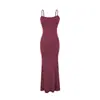 Vestido Longo Sexy G016 Estilo Europeu e Americano com Alças Finas tipo Espaguete e Bojos, Vestido Bodycon Justo Canelado