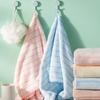 Toalla de Terciopelo Coral con Rayas Finas para Uso Doméstico, Secado Rápido, Alta Absorción, Venta al por Mayor, Absorbente y Libre de Pelusa, Entrega en 24 Horas