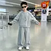 Conjunto de Sudadera Casual Sencilla para Niñas 2026 Primavera y Otoño Nueva Moda Deportiva Conjunto de Dos Piezas Holgado Elegante