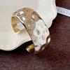 Pulsera Acrílica Ovalada Abierta Plisada Europea y Americana Pulsera Retro con Sentido del Diseño Pulsera Simple Atmosférica