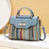 Bolsas Mais Vendidas Transfronteiriças para Mulheres Outono e Inverno 2025 Novas Bolsas de Mão Tendência Bolsas de Ombro Elegantes de Grande Capacidade Atacado