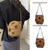 Bolso bandolera Bala Girl de color visón, pequeño bolso cuadrado, pequeño peluche, tarjeta, lindo teléfono capibara, marrón oscuro