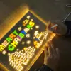 Placa fluorescente luminosa de acrílico para uso doméstico, quadro negro pequeno, quadro de escrita apagável, quadro de mensagens, luz noturna, DIY feito à mão