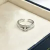 Item Quente do Xiaohongshu Anel de Flor de Íris de Metal de Temperamento Suave Pérola Natural Tamanho Aberto Ajustável Anel para Dedo Indicador de Nicho para Mulheres