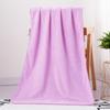 Fabricante de Toallas de Baño con Patrón de Piña Suministra Toallas Suaves para el Hogar, Amigables con la Piel, Absorbentes de Coral Fleece para Adultos en Grandes Cantidades para Bañarse