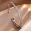 RAKOL Moda Luxo Leve Cobre Incrustado Zircônia Trevo de Quatro Folhas Aberto Ajustável Pulseira Feminina Nicho Toque de Alto Padrão Joia de Mão