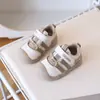 Zapatos para Bebé para Caminar 0-3 Años Niños Primavera y Otoño Zapatos Individuales Suela Suave Antideslizante Zapatos de Lona para Niñas No Fácil de Caerse Zapatos Individuales de Moda