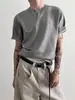 Camiseta de Tricô Manga Curta Gola Henry com Botão Americano Masculina Verão Seda Gelada Estilo Old Money High-End Durão Casual