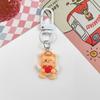 Llavero con forma de oso de mantequilla, colgante para bolso, pequeño accesorio de regalo, llavero para mochila escolar, accesorios para pareja, bonito