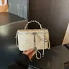Bolso Pequeño de Caja con Pedrería de Alta Gama para Mujer 2026 Nuevo Bolso Cuadrado Acolchado de Moda Tendencia Bolso de Cadena Cruzado de Verano