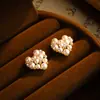Brincos de Coração com Microincrustação de Pérola para Mulheres, Brincos de Tarraxa Coração com Zircônia Doce de Alta Qualidade, Brincos Versáteis e de Temperamento Exquisito