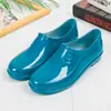 Botas de Lluvia para Mujer Suela Plana Zapatos de Goma para Cocina Boca Baja Forro de Felpa Cálidos Caña Baja Antideslizantes Cortos Zapatos de Protección para el Trabajo Zapatos Impermeables