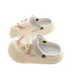Desmontables y Transpirables2026 Nuevos Zuecos de Eva, Esencial de Verano Versátiles para DIY Reductores de Edad Zapatillas de Punta Cerrada