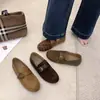 Hebilla de Cinturón Estilo Old Money Zapatos de Tacón Alto para Mujer 2026 Nuevos Otoño Slip-on Punta Redonda Mocasines Retro Zapatos Individuales