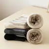 Calcetines Rayados de Color Contrastante para Mujer en Otoño e Invierno, Calcetines de Felpa Resistentes al Frío y Cálidos, Calcetines de Media Pantorrilla Suaves y Engrosados, Calcetines Versátiles para Mujer