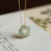 Collar de Flor de Ciruelo de Imitación de Jade Hetian para Mujer Diseño de Nicho Estilo Retro Compacto Elegante Cadena para Clavícula de Flor Estilo Nuevo 2022