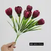 Ramo de Tulipanes Artificiales de 6 Cabezas para Decoración de Sala y Mesa de Comedor, Adorno de Arreglo de Flores Falsas, Manojo de Tulipanes Transfronterizo