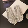 Chanclas para Mujer para Usar en Verano, Nuevo Estilo 2026 Planas Casuales de Playa, Sandalias de Tira con Pedrería de Moda, Suela Suave