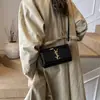 Bolsa de Corrente Brilhante Estilo Tweed Feminina Outono 2025 Nova Bolsa Nicho Alta Qualidade Ombro Único Transversal Pequena Quadrada