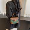Bolsa feminina bolsa feminina retrô casual bolsa de inverno portátil bolsa moderna senso all-match 2025 caixa nova moda ombro