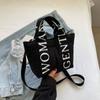 Bolsa de Hombro de Algodón con Letras Grandes Estilo Tailandés Suave para Mujer 2024 Nuevo Color Sólido Textil