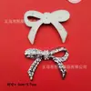 Corbata de Moño Camelia Etiqueta con Letra Corazón Accesorios de Plástico DIY Funda de Teléfono Pasador Accesorios para Zuecos