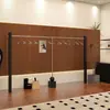 Estante de exhibición para tienda de ropa acero inoxidable negro montado en la pared perchero para colgar ropa oferta especial del comprador estante de exhibición de ropa estante para tienda de ropa de mujer