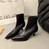 Botines para mujer, colección 2026, tacones de aguja, ajuste ceñido, estilo nuevo, botas de tacón alto, moda otoño/invierno, diseño de nicho, punta fina