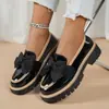 Zapatos de cuero estilo británico para mujer, transfronterizos europeos y americanos, con lazos, talla grande al por mayor, mocasines de suela gruesa talla grande, venta al por mayor europea y americana talla grande