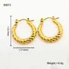 Pendientes Populares Europeos y Americanos de Acero Inoxidable para Mujer, Lujo Accesible Pendientes Elegantes Retro Transfronterizos U Joyería de Acero de Titanio de Gama Alta
