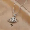 Colar Banhado a Prata S925 Hua Zi Zuan com Diamante Redondo, Brincos Estilo Swarovski, Design de Pingente, Corrente de Clavícula de Alta Qualidade, Aço Titânio, Não Desbota