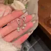 Pendientes de Moda de Aguja de Plata 925 con Cubos de Perla de Venta Caliente Pendientes Dulces de Nicho de Gama Alta Pendientes de Diseño Exquisito