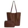 Bolso grande de moda estilo coreano para mujer, nuevo bolso tote de tendencia nicho otoño 2025, bolso de hombro simple, bolso de axila