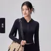 Ropa de Yoga Estilo Primavera y Otoño Diseño Femenino Cintura Entallada Adelgazante Chaqueta Corta con Capucha Agradable al Tacto Cómoda Moderna Versátil Cárdigan