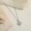 Collar con Colgante de Trébol de Cuatro Hojas de Zirconia Nuevo Transfronterizo Cadena de Clavícula para Mujer de Acero de Titanio Versátil Diseño de Alta Gama Moda Popular