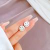[acero de titanio de cuerpo completo] Pendientes minimalistas de viento de Fritillaria Trébol de la Suerte fríos para hombre y mujer, temperamento de personalidad, pendientes de banquete