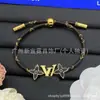 [Novidades Contínuas] Pulseira Cruzada Nova de Alta Qualidade Réplica Lv Letra V com Etiquetas, Artesanato de Ponta Atacado
