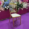 Silla de comedor con asiento plano silla de comedor de metal silla Castle silla de hotel para bodas silla para bodas en el césped gran cantidad en stock