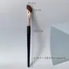 Pincel Cangzhou Cabelo de Pônei Nariz de Cavalo para Sombra, Pincel para Misturar Ponte do Nariz e Asa, Pincel de Maquiagem Único Angular para Sombra de Contorno