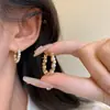 Pendientes de Hebilla Ruyi Diseño de Nicho Simples Dorados Madreperla Envío Directo Minimalista