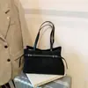 Bolso Transfronterizo para Mujer Bolso Tote de Piel de Vaca Escarchada Bolso de Hombro Único Maillard Bolso de Axila Piel Genuina Estilo Perezoso Bolso Cruzado para Viajes Cotidianos Moderno