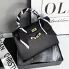Moda Dropshipping Versátil Bolsa de Mão Bolsa Kelly Outono e Inverno 2022 Ombro Único Transversal Bolsa Platina Bolsa de Axila Carregada à Mão