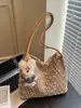 Bolsos de Lana Retro de Nicho para Otoño e Invierno para Mujer 2025 Nuevo Estilo Bolso Cruzado Versátil Bolso de Mano de Moda Bolso Cubo