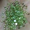 Cabujones Redondos Lisos de Peridoto Natural Planos al Dorso para Joyería al por Mayor 1.5 mm - 4 mm