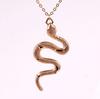 Collar con colgante de serpiente de plata antigua estilo europeo y americano para joyería DIY viento zakka serpiente del zodiaco chino suministro transfronterizo