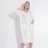 Bata Fina de Mujer para Primavera y Verano Pijama con Cremallera de Longitud Media Ropa de Casa para Mujer Talla Grande Chica Talla Grande Toalla de Baño Portátil para Mujer