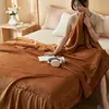 Manta de Terciopelo de Leche, Manta Gruesa de Invierno para Sofá, Manta para Siesta, Manta de Oficina, Manta de Color Sólido Estilo Nuevo