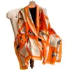Lenço Estola Estampado com Padrão de Cavalos Vintage, Lenço Elegante de Seda Sintética da Moda, Uso Duplo Frente e Verso Espessado, Estola para Ar Condicionado